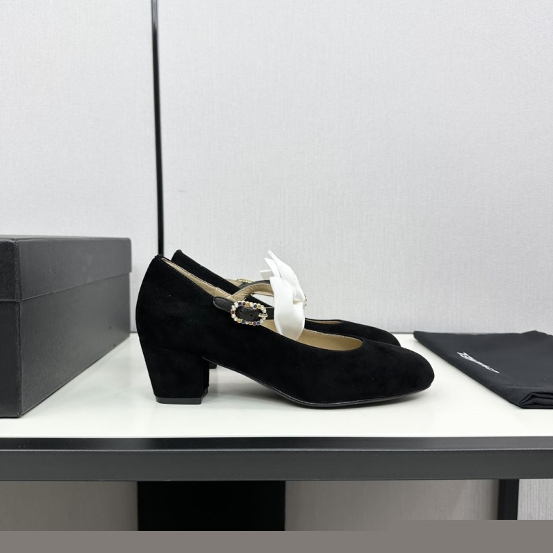 Ch*el high heels